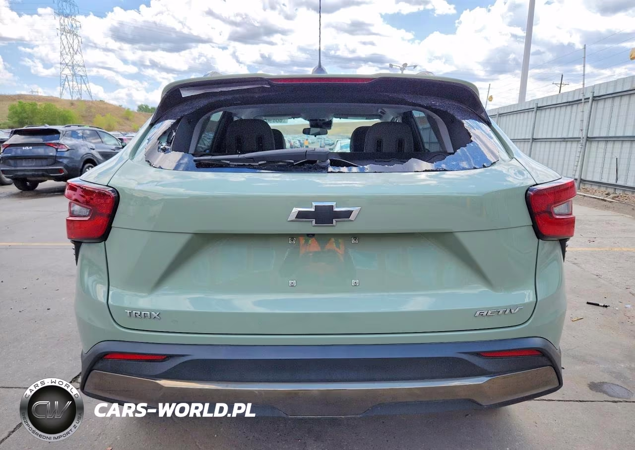 2025 Chevrolet Trax Activ VIN:KL77LKEP9SC260841 - 6