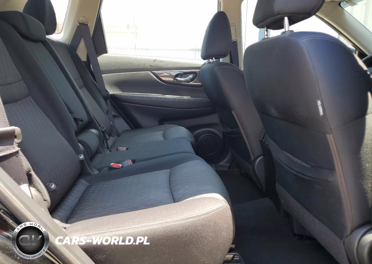 2018 Nissan Rogue S VIN:JN8AT2MV8JW330193 - 11