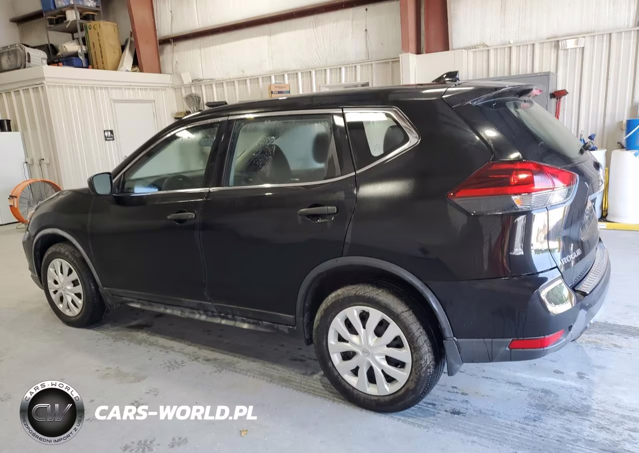 2018 Nissan Rogue S VIN:JN8AT2MV8JW330193 - 2