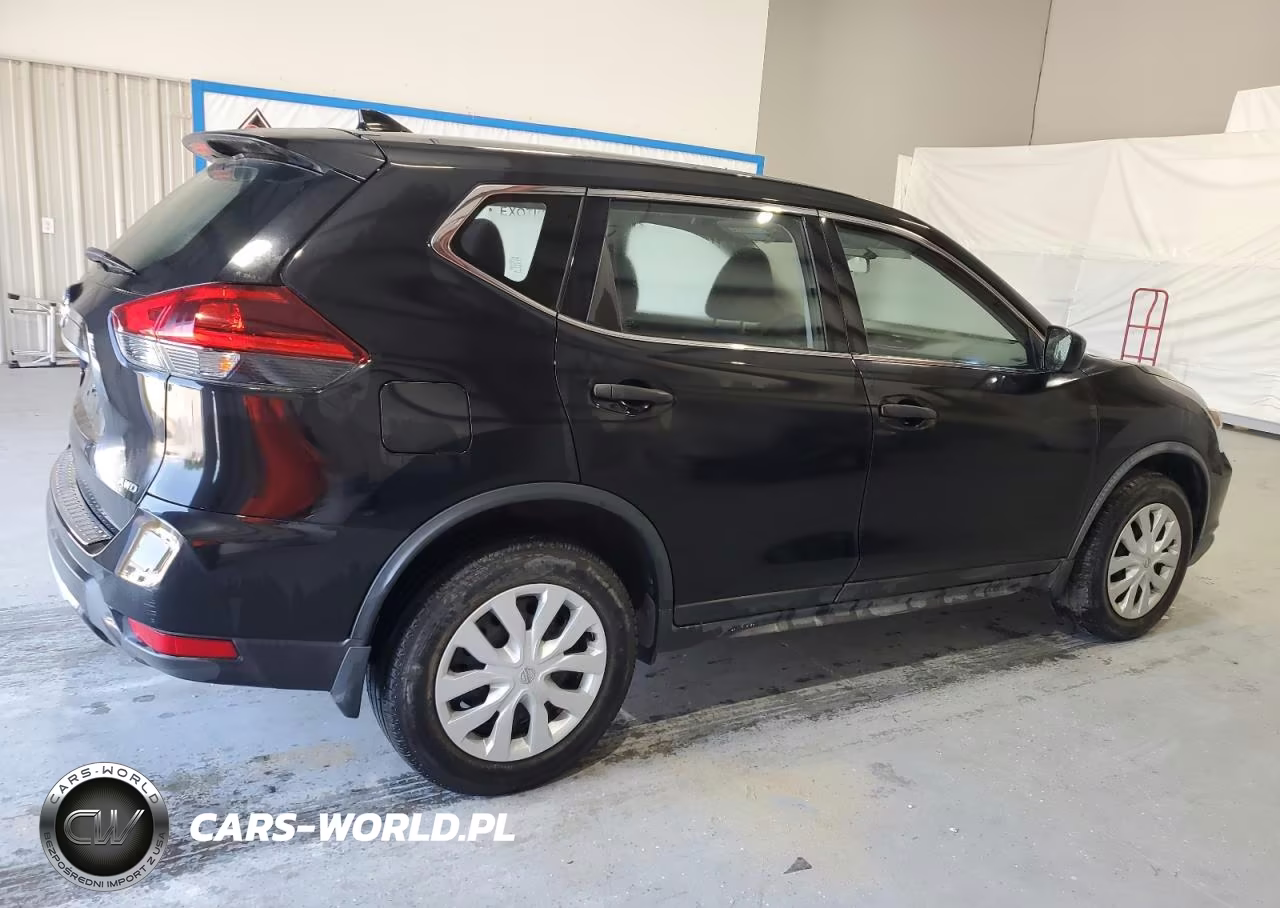 2018 Nissan Rogue S VIN:JN8AT2MV8JW330193 - 3