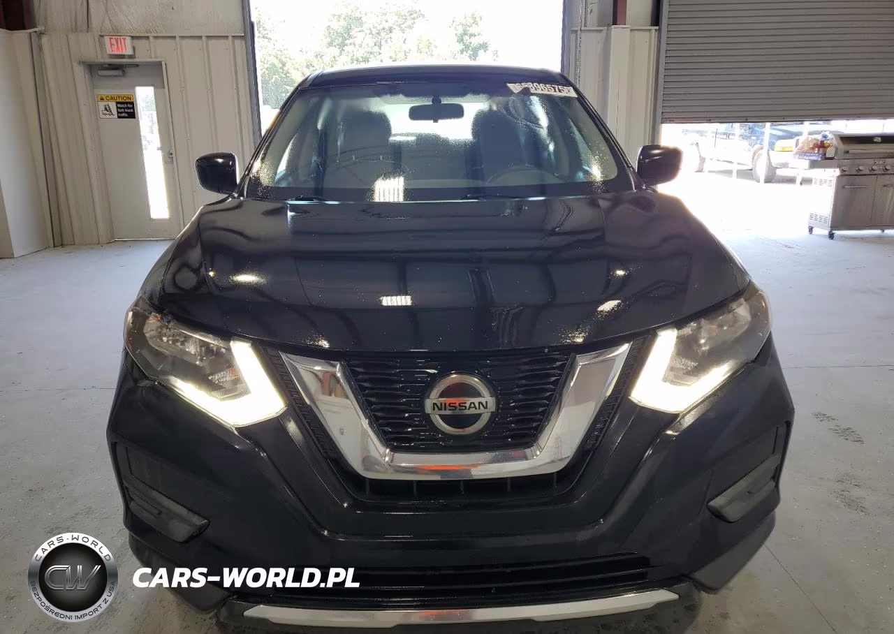 2018 Nissan Rogue S VIN:JN8AT2MV8JW330193 - 5