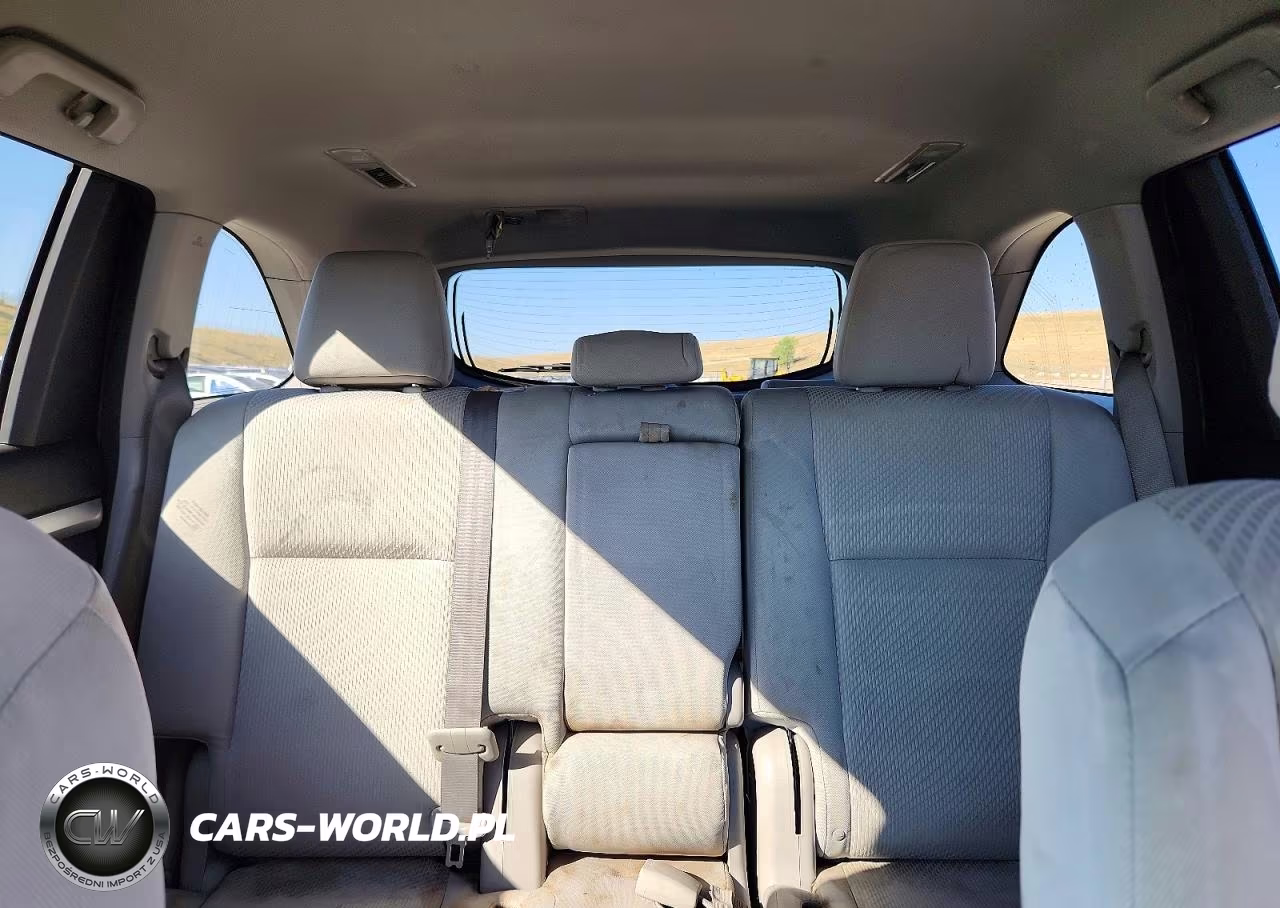 2015 Toyota Highlander Le VIN:5TDBKRFH5FS217537 - 10