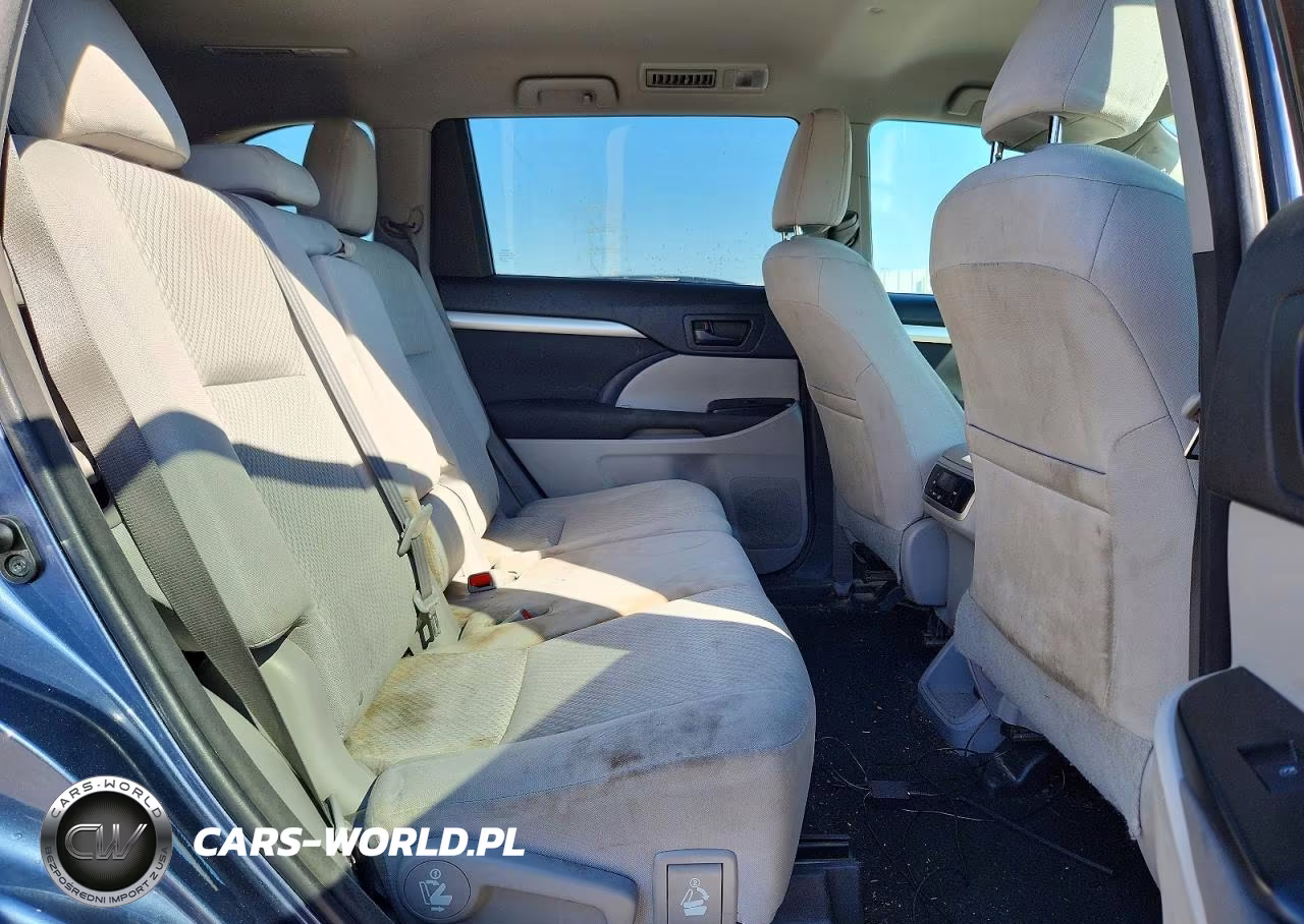 2015 Toyota Highlander Le VIN:5TDBKRFH5FS217537 - 11