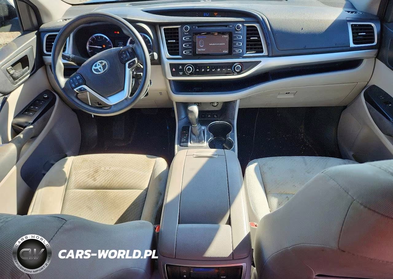 2015 Toyota Highlander Le VIN:5TDBKRFH5FS217537 - 8