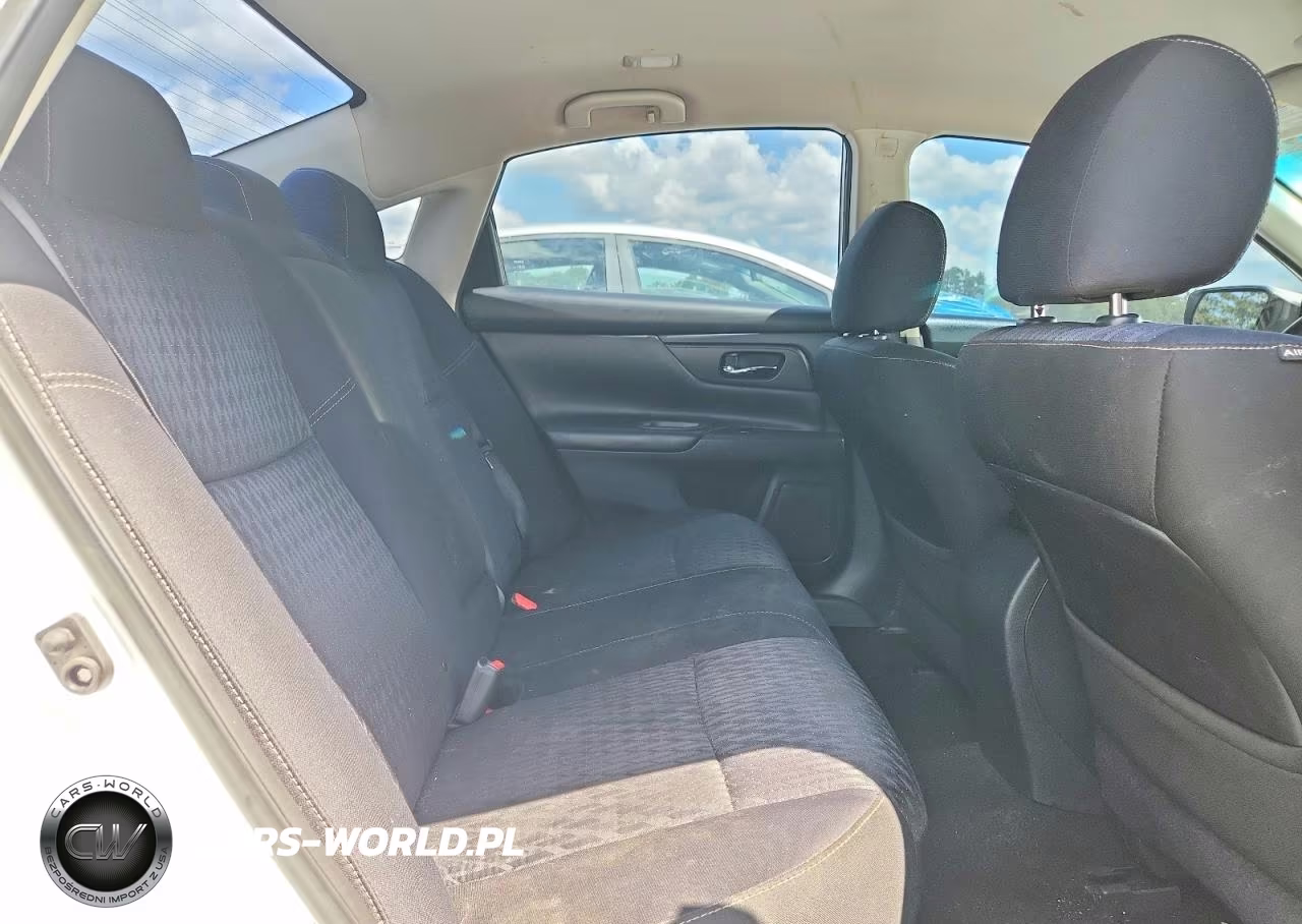 2016 Nissan Altima 2.5 S VIN:1N4AL3AP4GC178324 - 10