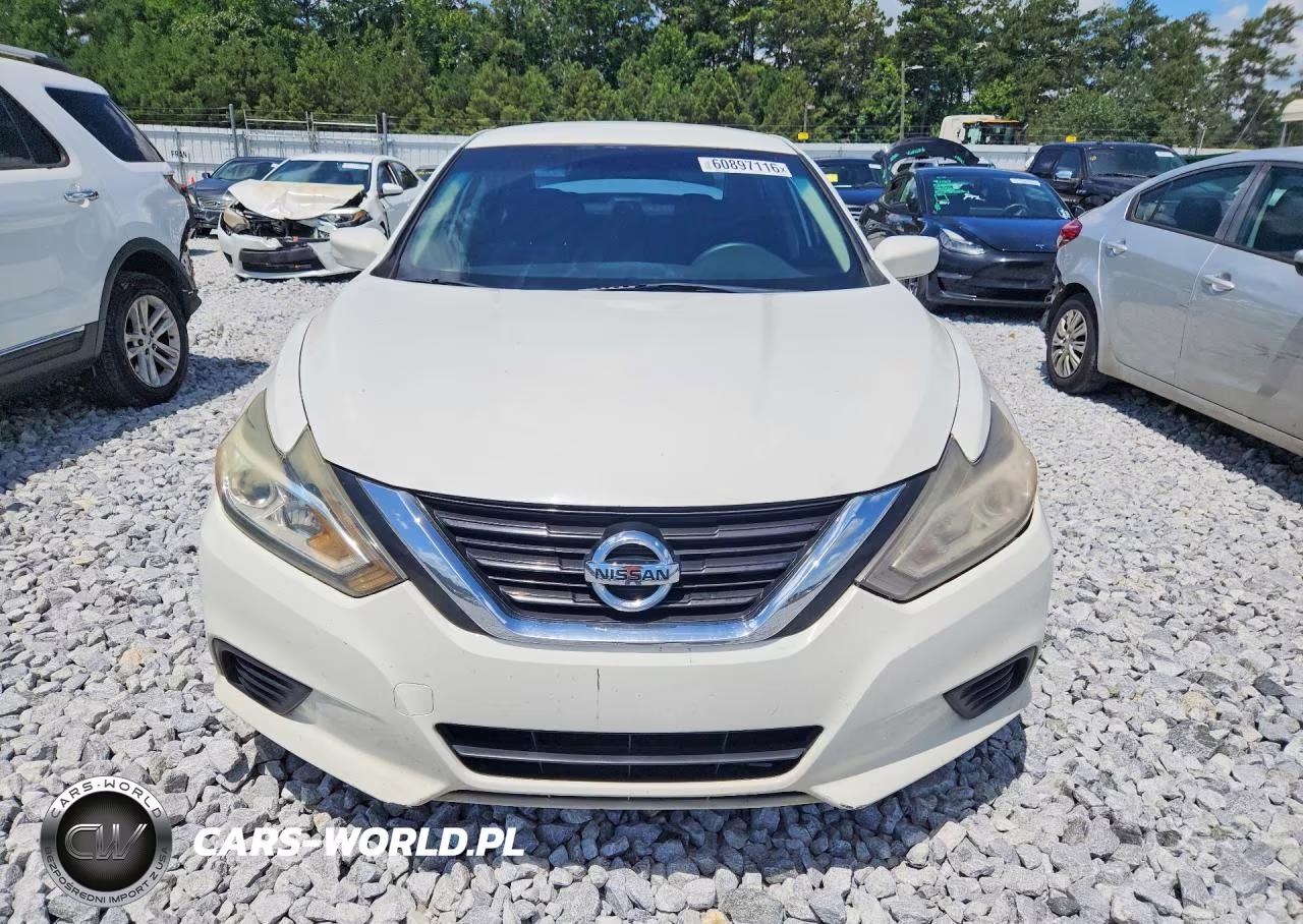 2016 Nissan Altima 2.5 S VIN:1N4AL3AP4GC178324 - 5