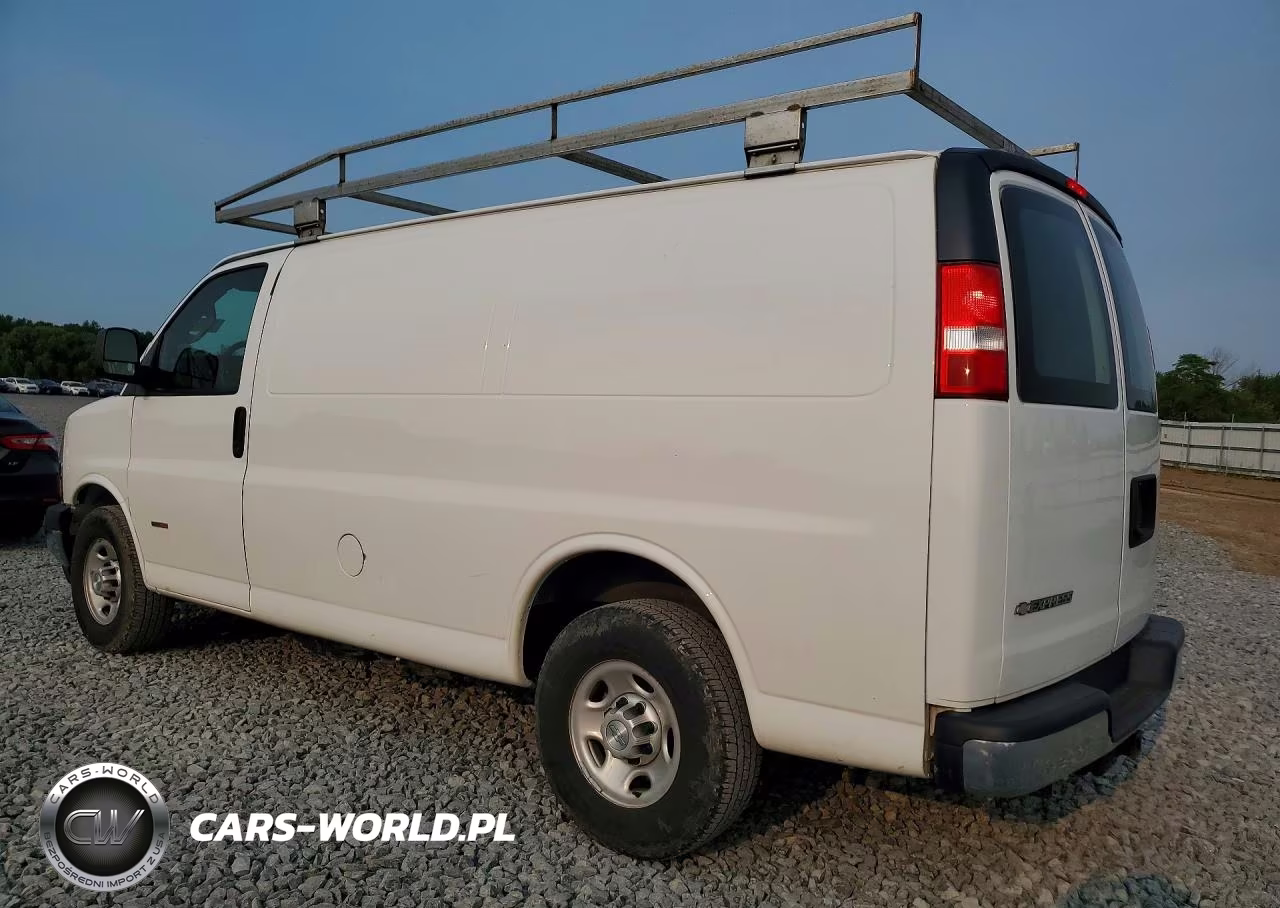 2019 Chevrolet Express G2500 VIN:1GCWGAF1XK1254985 - 2