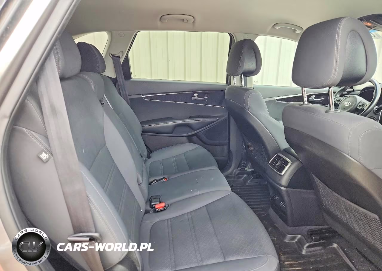 2016 Kia Sorento Lx VIN:5XYPGDA39GG042861 - 11
