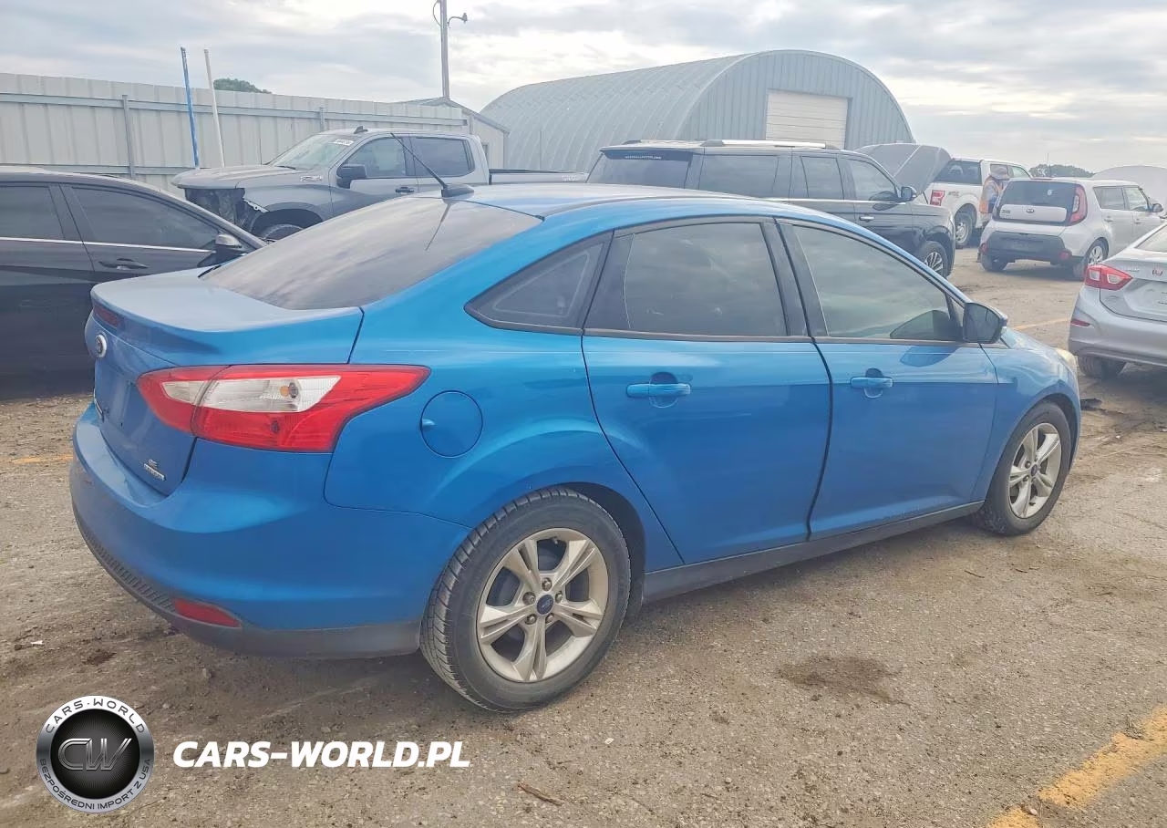 2014 Ford Focus Se VIN:1FADP3F25EL208605 - 3
