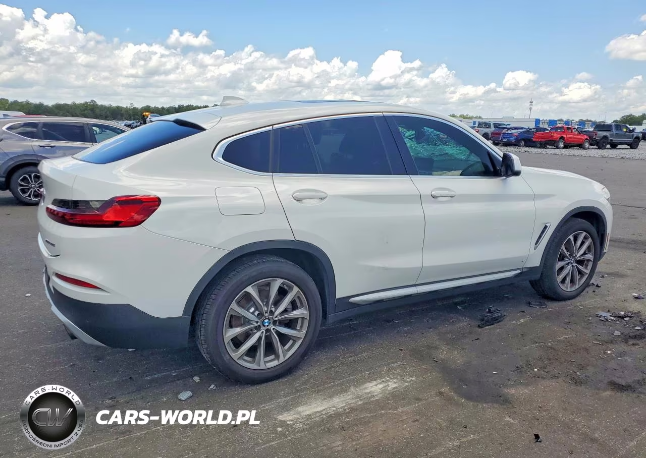 2019 BMW X4 xDrive30I VIN:5UXUJ3C52KLG57456 - 3