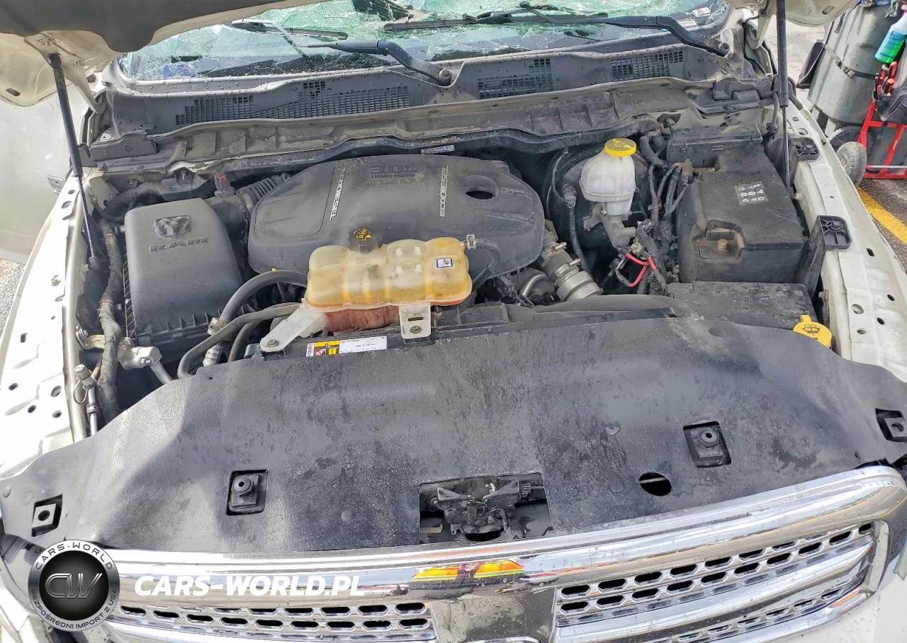 2018 Ram 1500 Laramie VIN:1C6RR7NM9JS353528 - 11