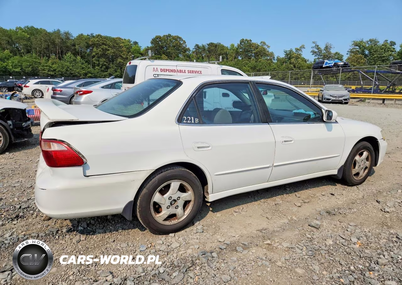 1998 Honda Accord Ex VIN:1HGCG5656WA268645 - 3