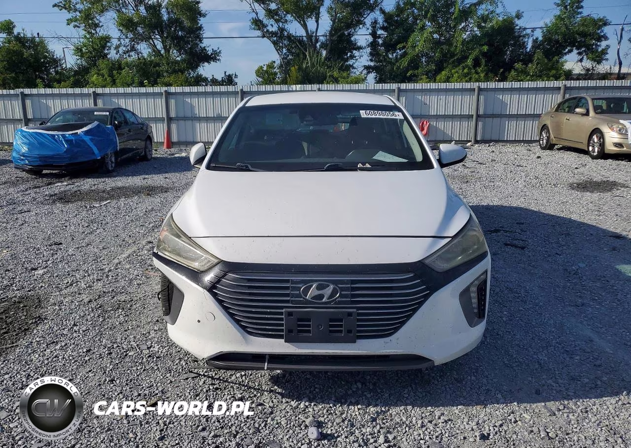 2017 Hyundai Ioniq Sel VIN:KMHC75LC8HU031458 - 5