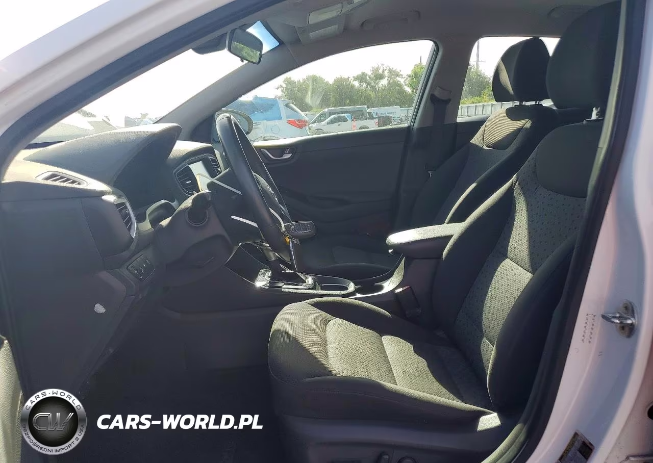 2017 Hyundai Ioniq Sel VIN:KMHC75LC8HU031458 - 7