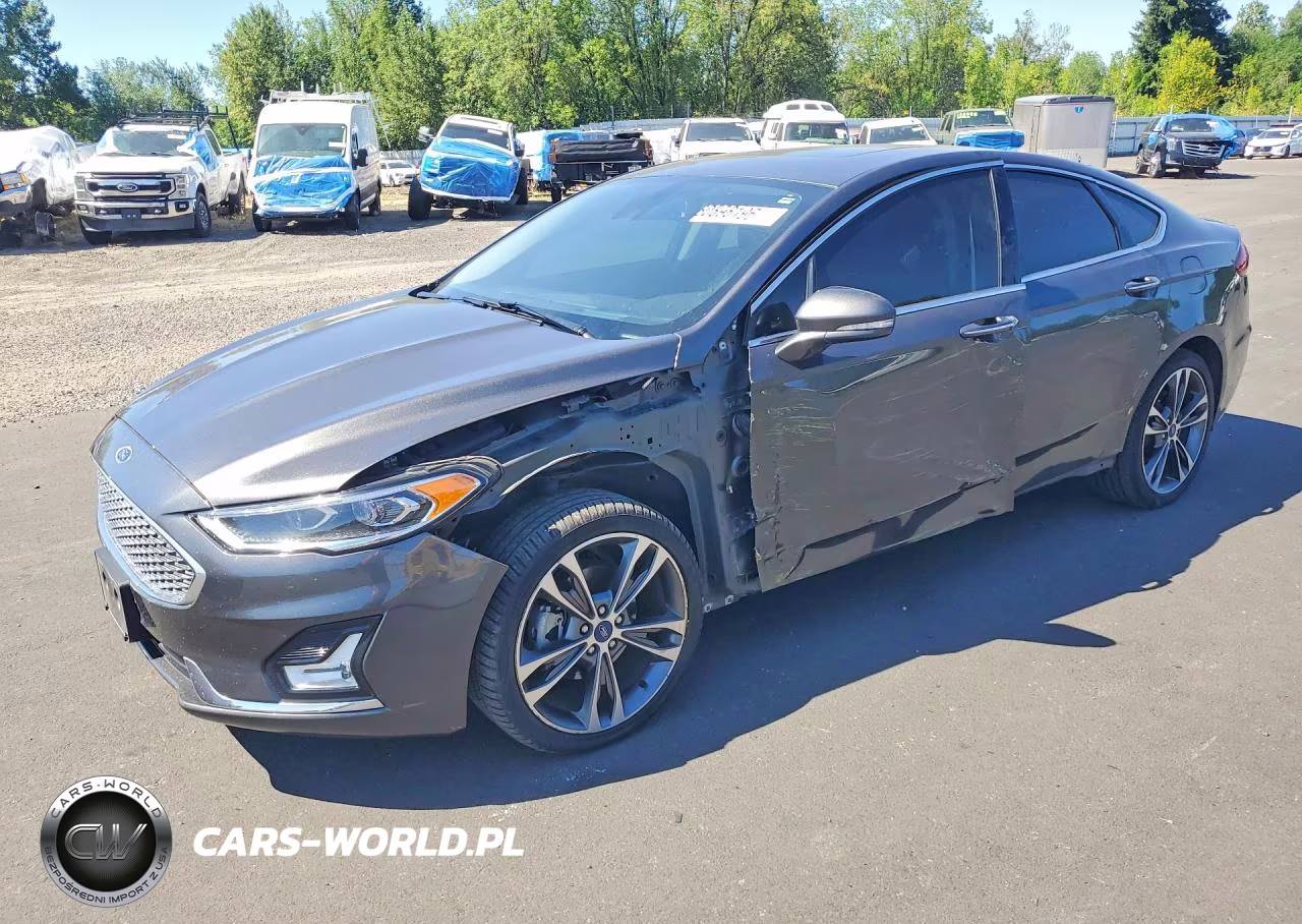 2020 Ford Fusion Titanium