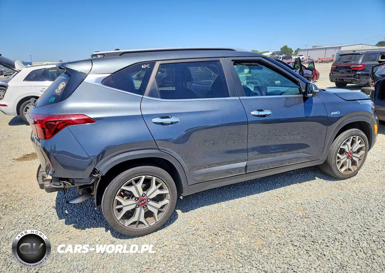 2023 Kia Seltos Sx VIN:KNDETCA25P7456656 - 3