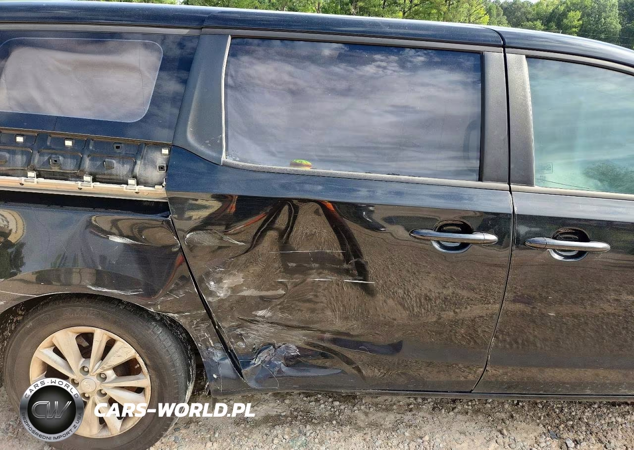 2017 Kia Sedona L VIN:KNDMA5C12H6264281 - 11