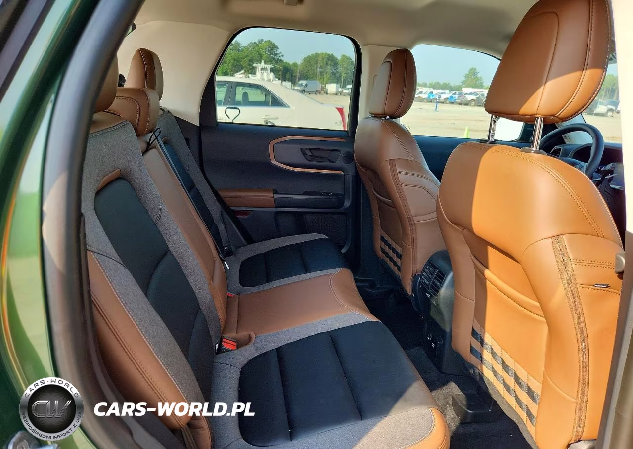 2024 Ford Bronco Sport Outer Banks VIN:3FMCR9C66RRE24122 - 11