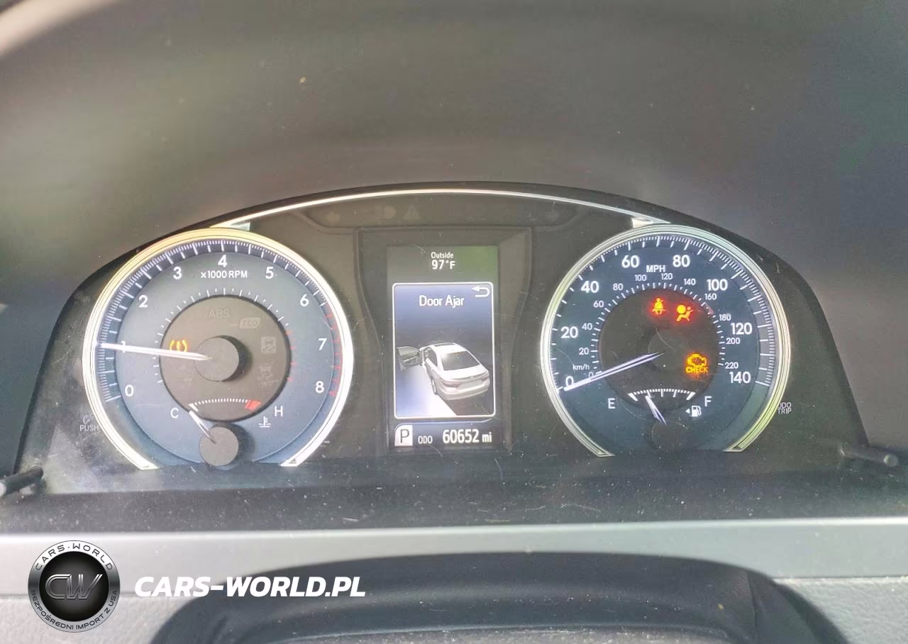 2017 Toyota Camry Xle VIN:4T1BF1FK9HU684746 - 9