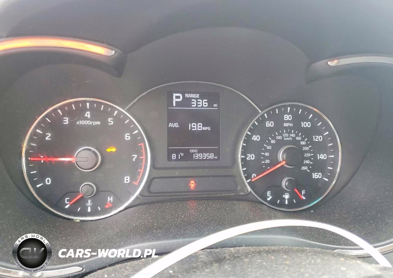 2017 Kia Forte Lx VIN:3KPFK4A78HE156166 - 9