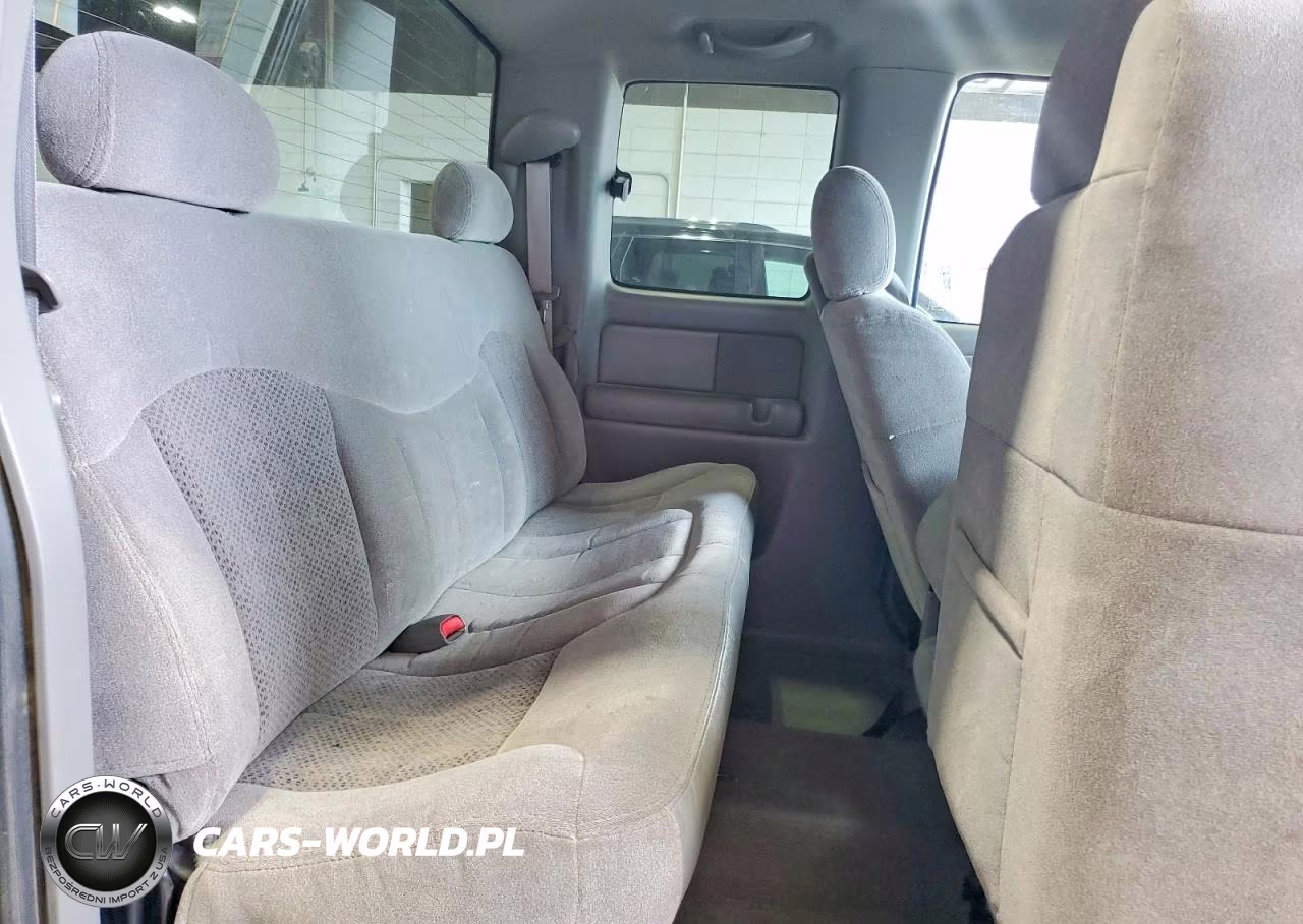 2000 Chevrolet Silverado K1500 VIN:1GCEK19T0YZ193101 - 10