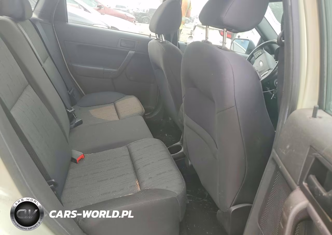 2011 Ford Focus Se VIN:1FAHP3FN0BW129560 - 10