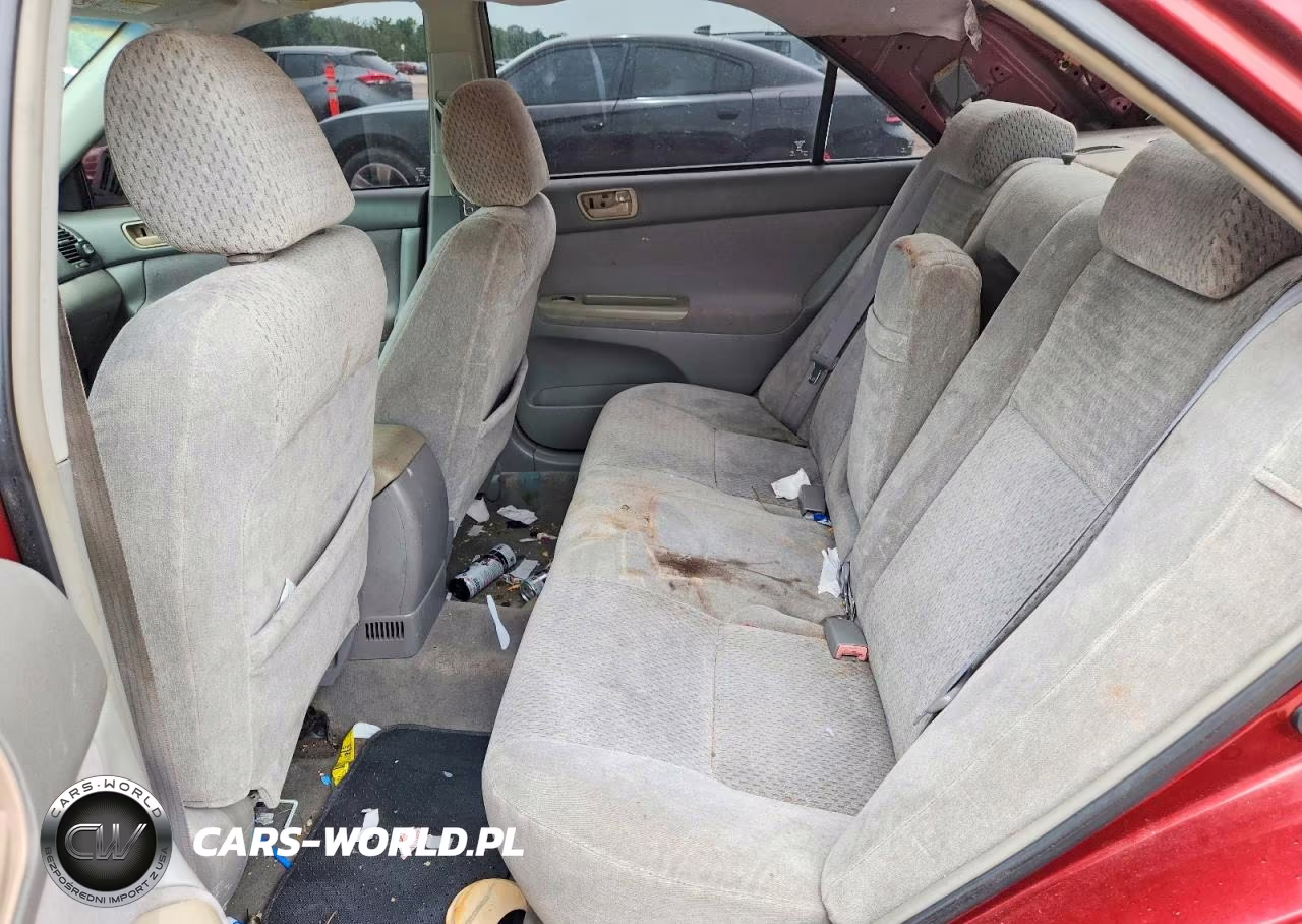 2003 Toyota Camry Le VIN:4T1BE32K43U199881 - 10