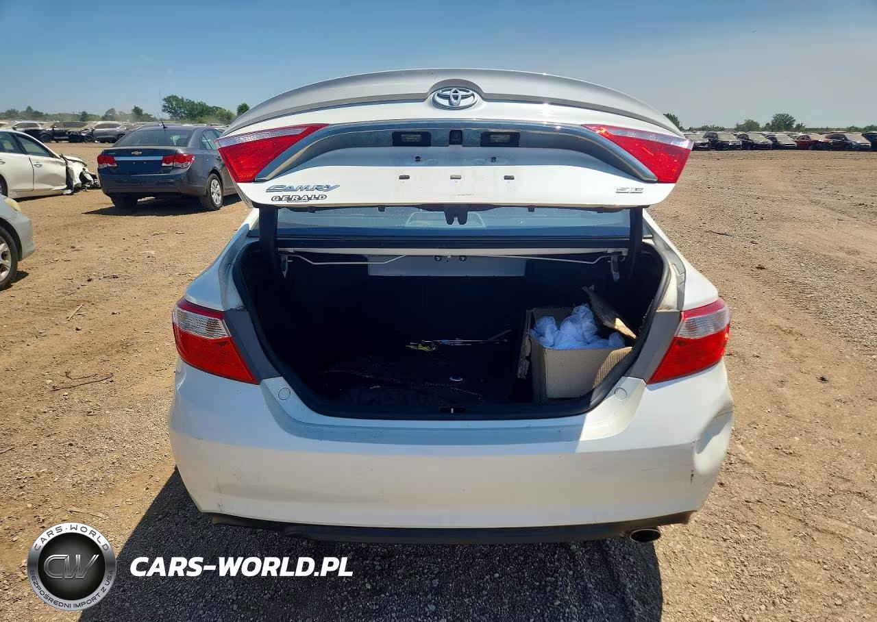 2017 Toyota Camry Se VIN:4T1BF1FK9HU312372 - 6