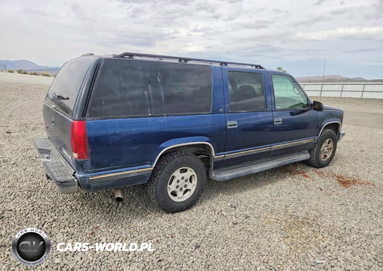 1999 Chevrolet Suburban K1500 VIN:3GNFK16R8XG222878 - 3