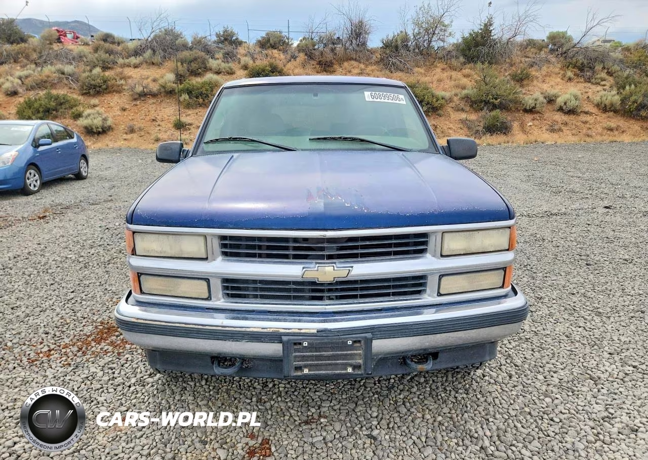 1999 Chevrolet Suburban K1500 VIN:3GNFK16R8XG222878 - 5