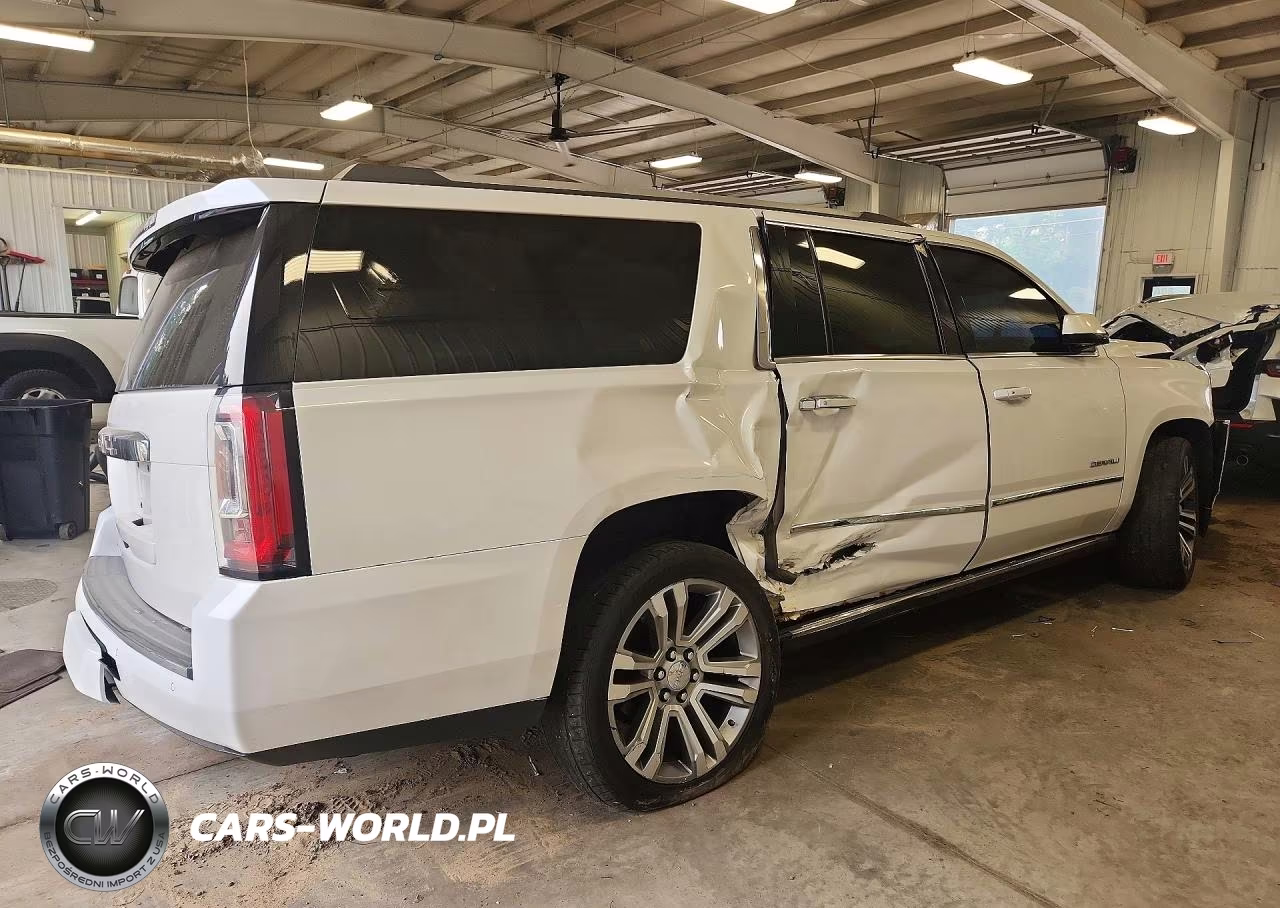 2018 GMC Yukon Xl Denali VIN:1GKS2HKJ0JR126027 - 3