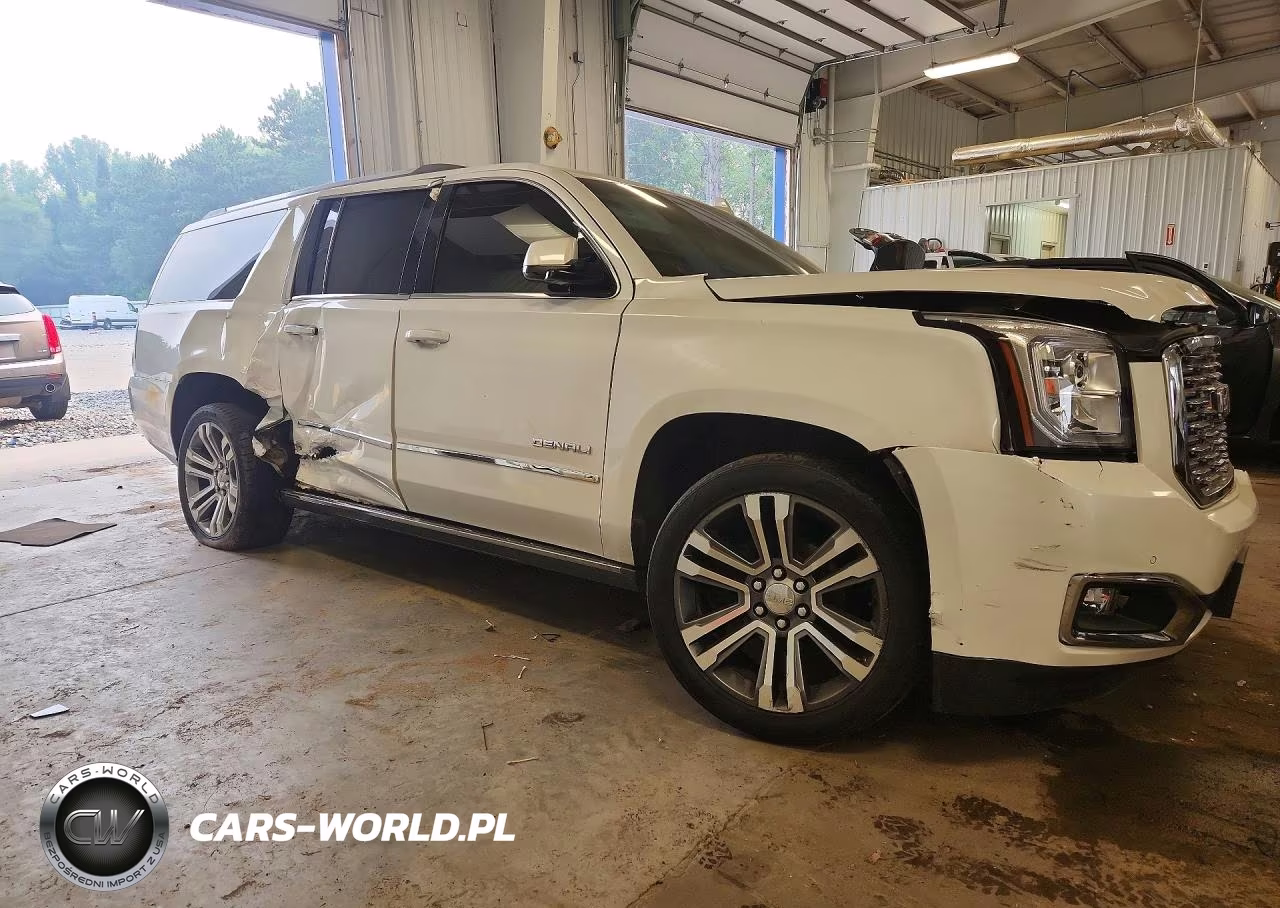 2018 GMC Yukon Xl Denali VIN:1GKS2HKJ0JR126027 - 4