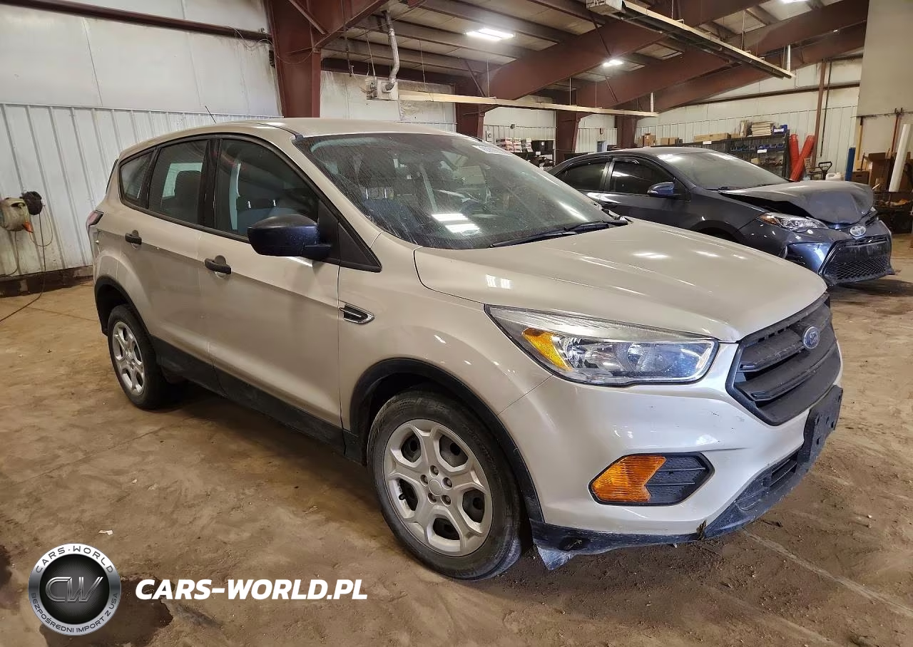 2017 Ford Escape S VIN:1FMCU0F74HUB39098 - 4