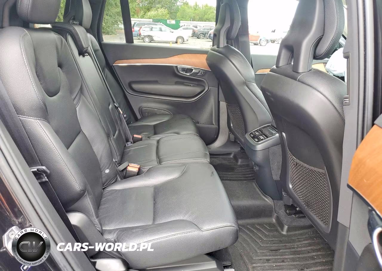 2021 Volvo Xc90 T6 Momentum VIN:YV4A22PK1M1670395 - 11