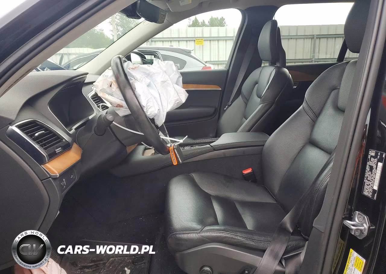 2021 Volvo Xc90 T6 Momentum VIN:YV4A22PK1M1670395 - 7