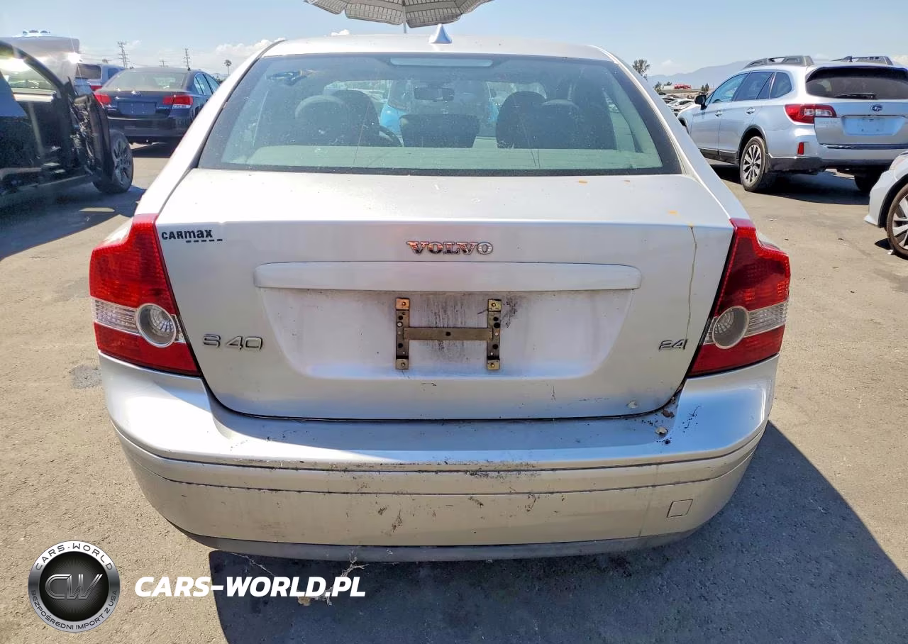 2006 Volvo S40 2.4I VIN:YV1MS390062202358 - 6