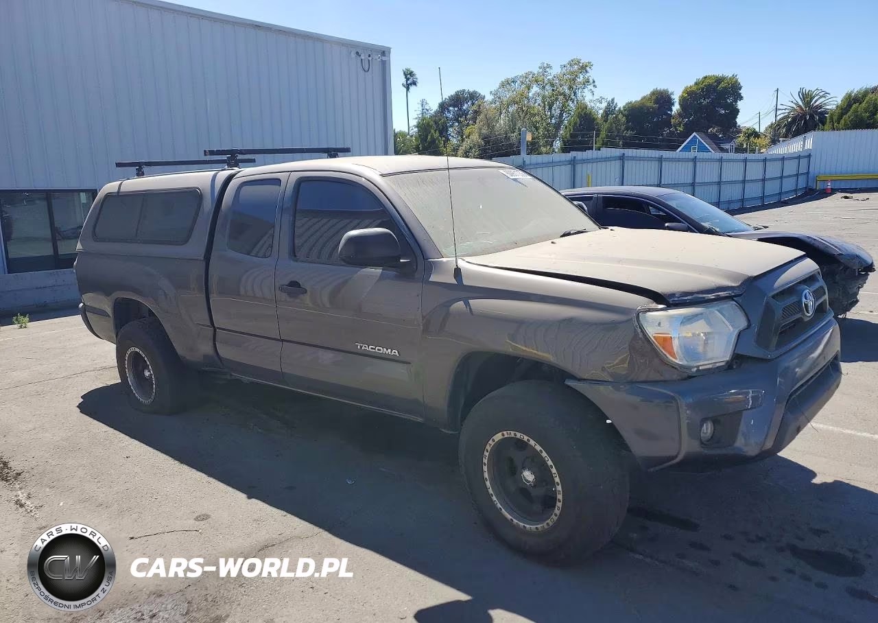 2012 Toyota Tacoma Access Cab VIN:5TFTX4CN0CX015973 - 4
