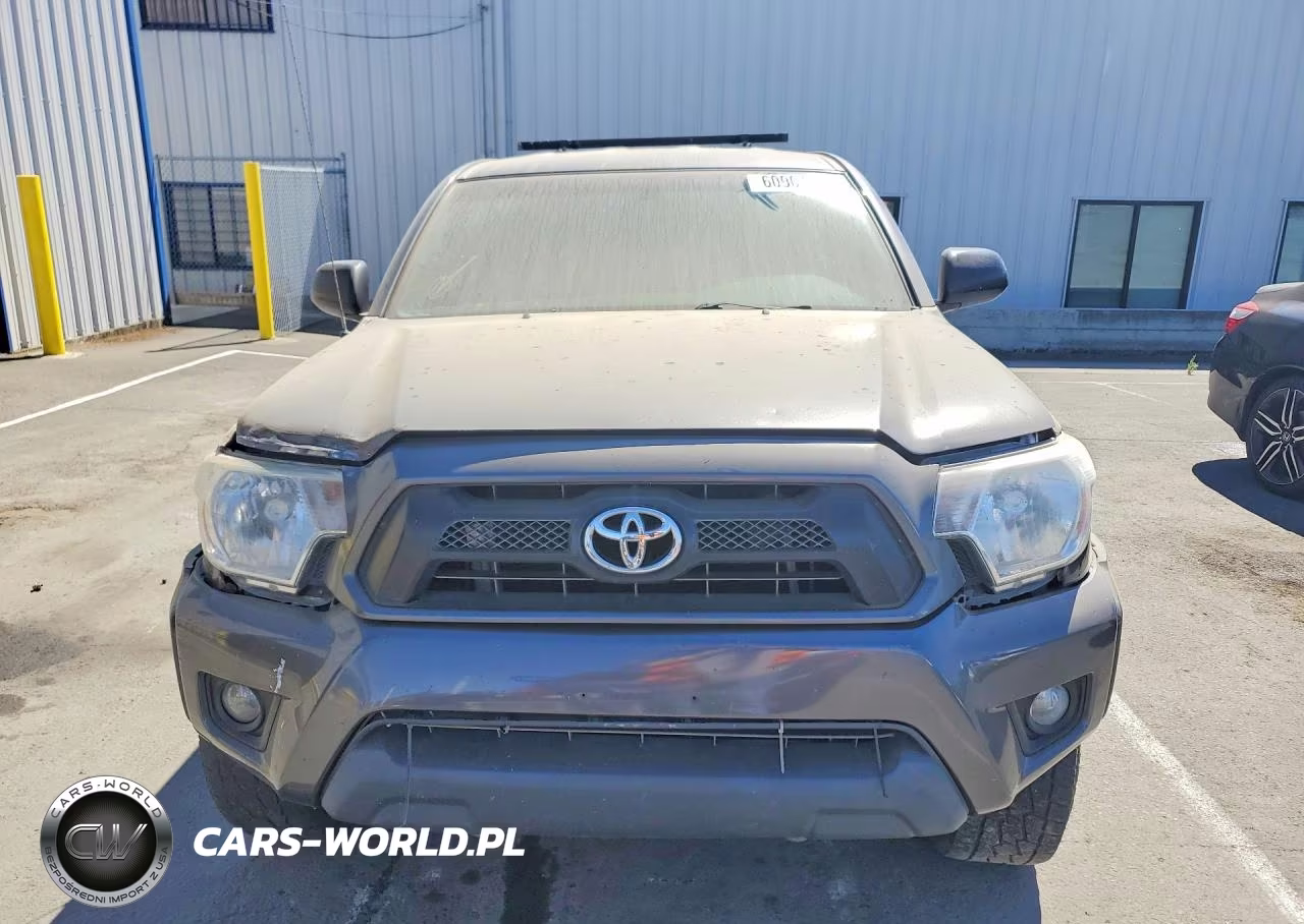 2012 Toyota Tacoma Access Cab VIN:5TFTX4CN0CX015973 - 5