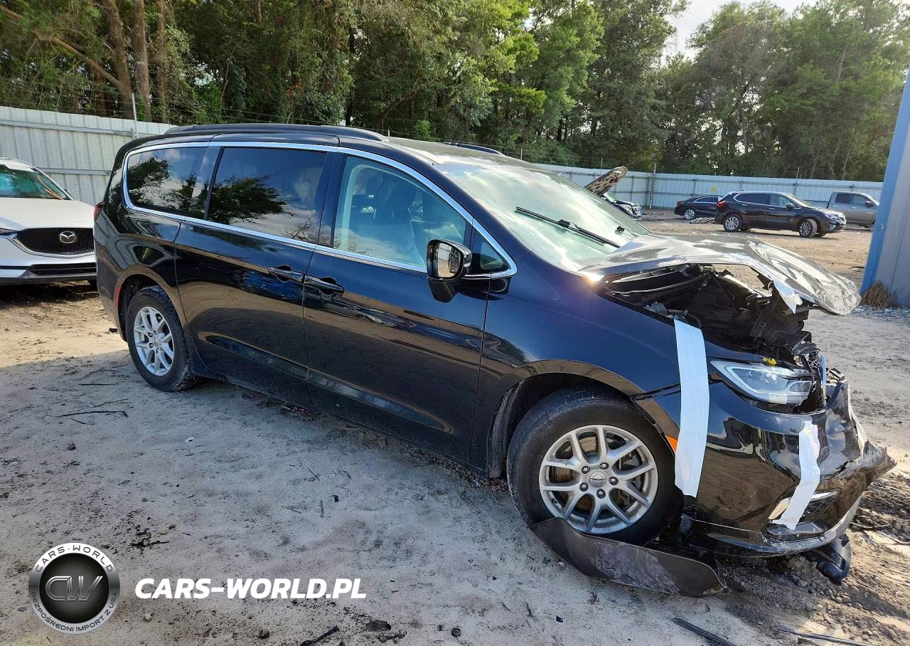 2022 Chrysler Pacifica Touring L VIN:2C4RC1BG8NR191145 - 4