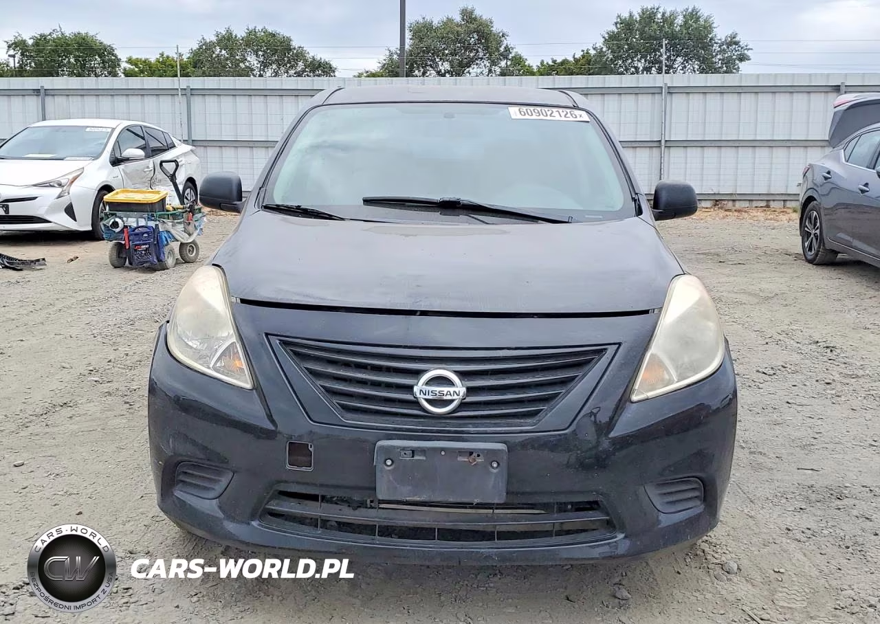 2014 Nissan Versa 1.6 S Plus VIN:3N1CN7AP8EL841564 - 5