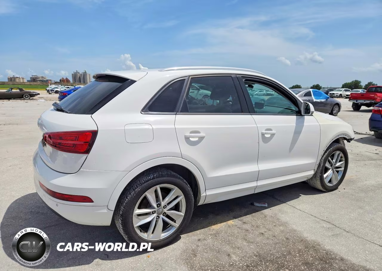 2017 Audi Q3 Premium VIN:WA1ECCFS2HR013762 - 3