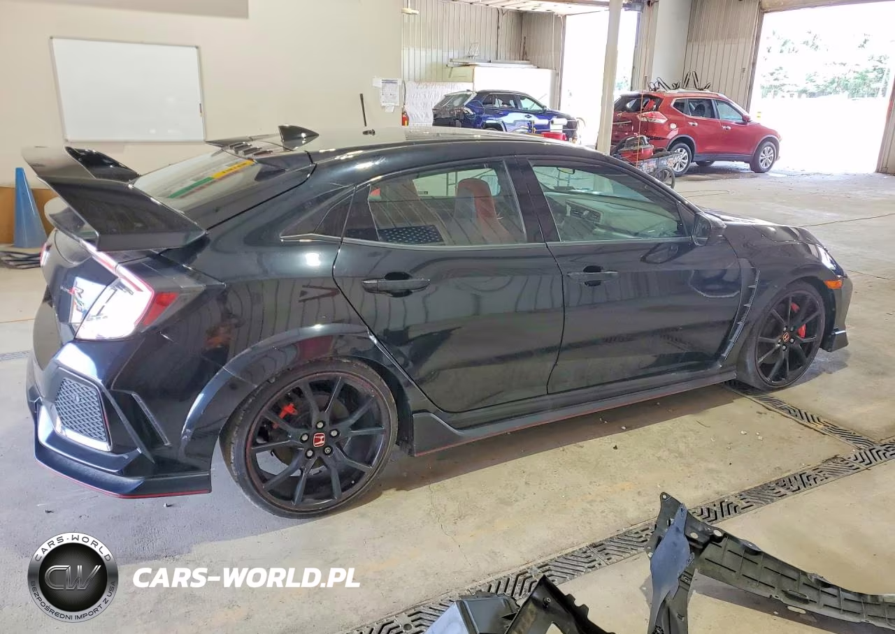 2018 Honda Civic Type-R Touring VIN:SHHFK8G74JU202363 - 3