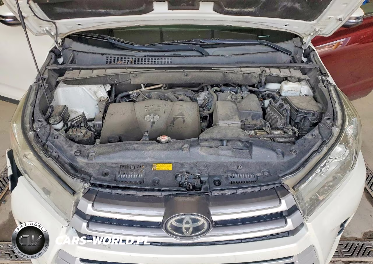 2019 Toyota Highlander Xle VIN:5TDJZRFH6KS598302 - 12