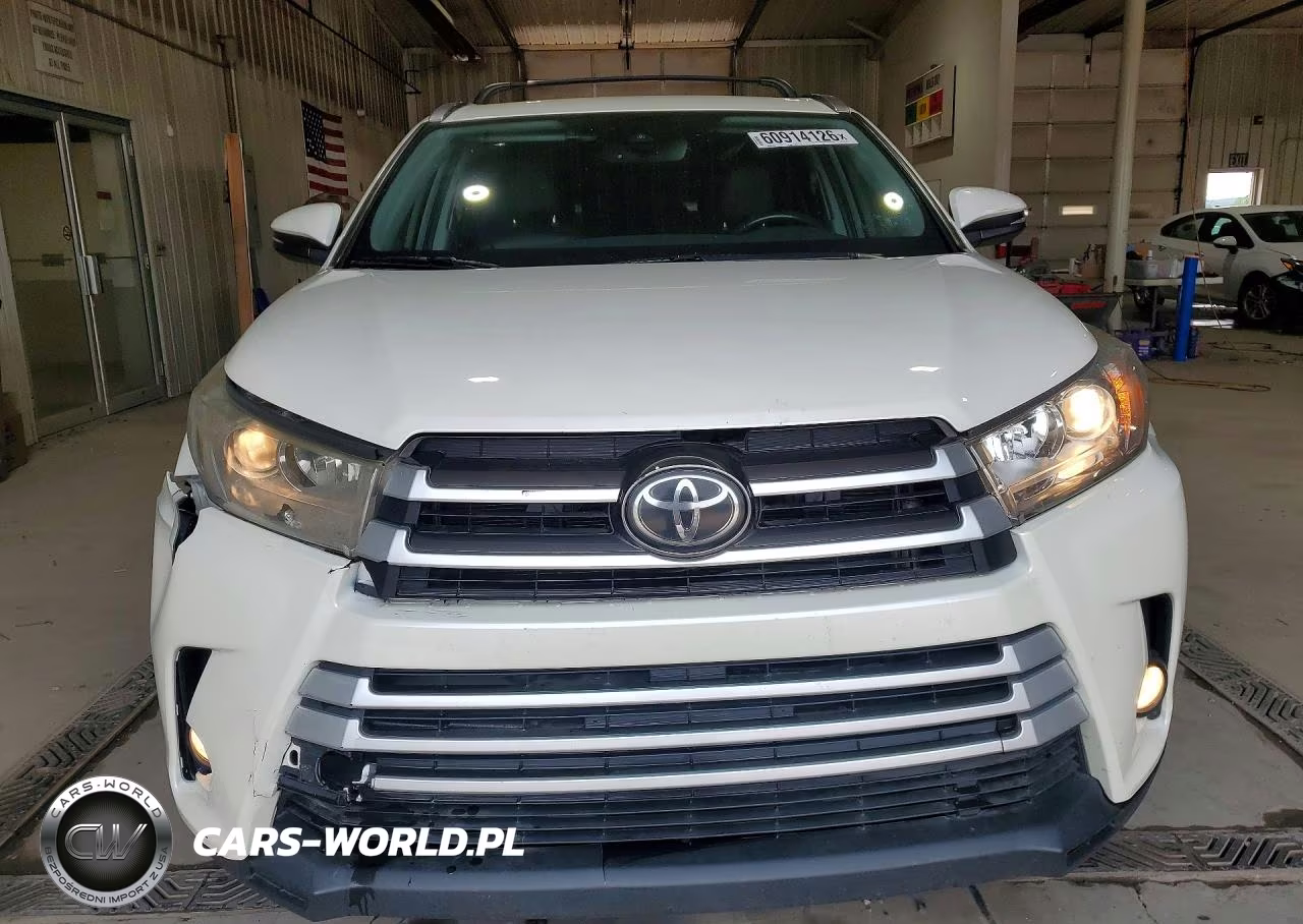 2019 Toyota Highlander Xle VIN:5TDJZRFH6KS598302 - 5