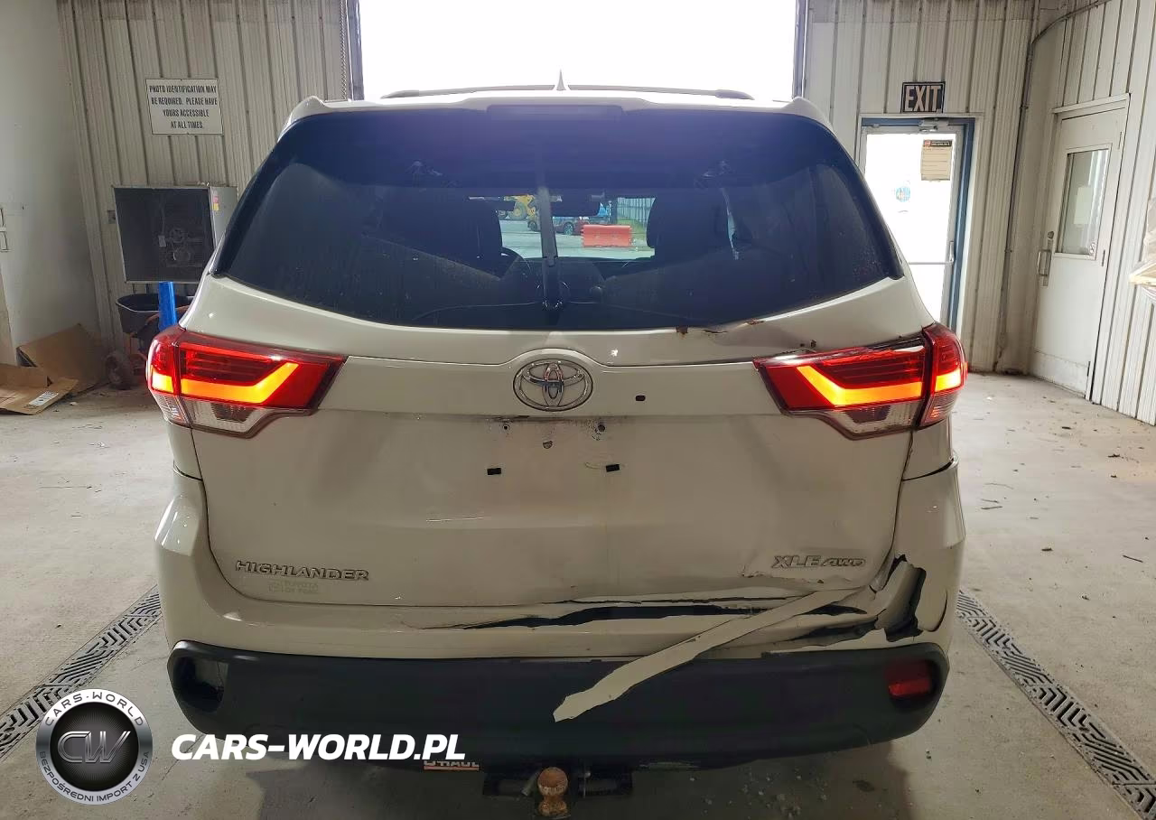 2019 Toyota Highlander Xle VIN:5TDJZRFH6KS598302 - 6