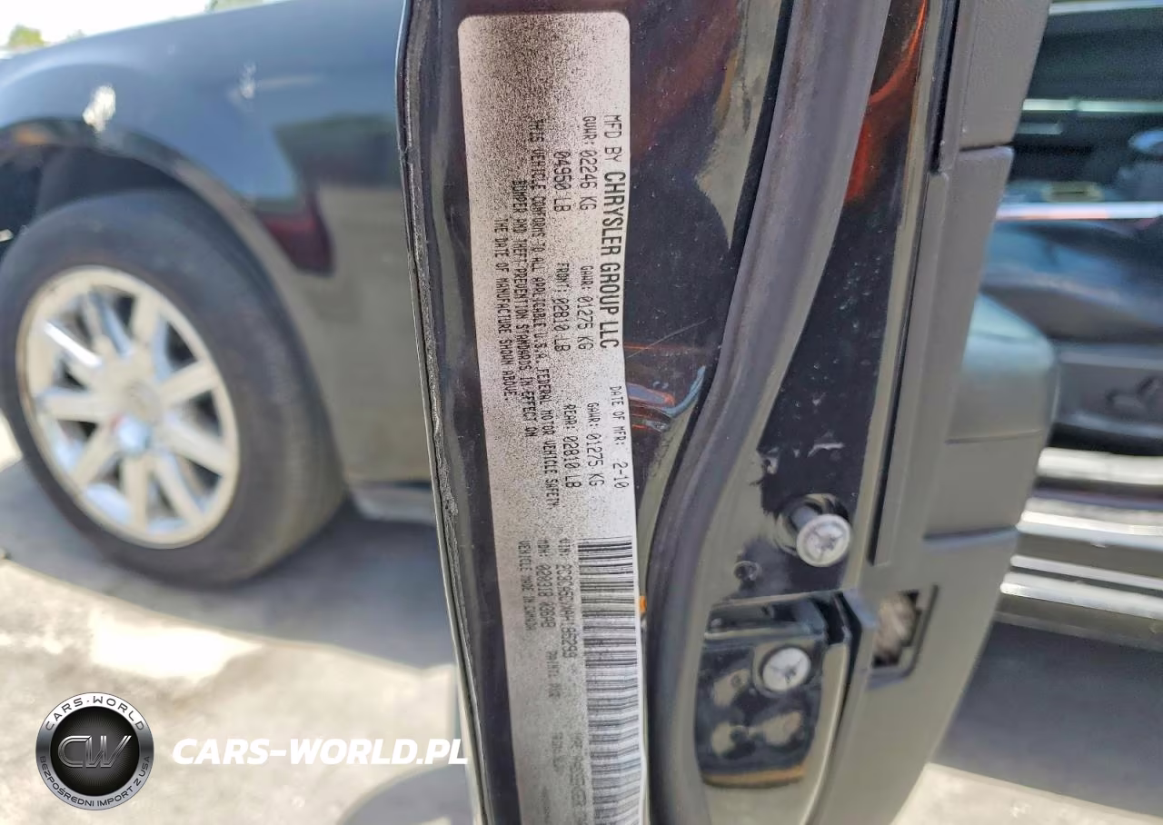 2010 Chrysler 300 Touring VIN:2C3CA5CVXAH185299 - 12