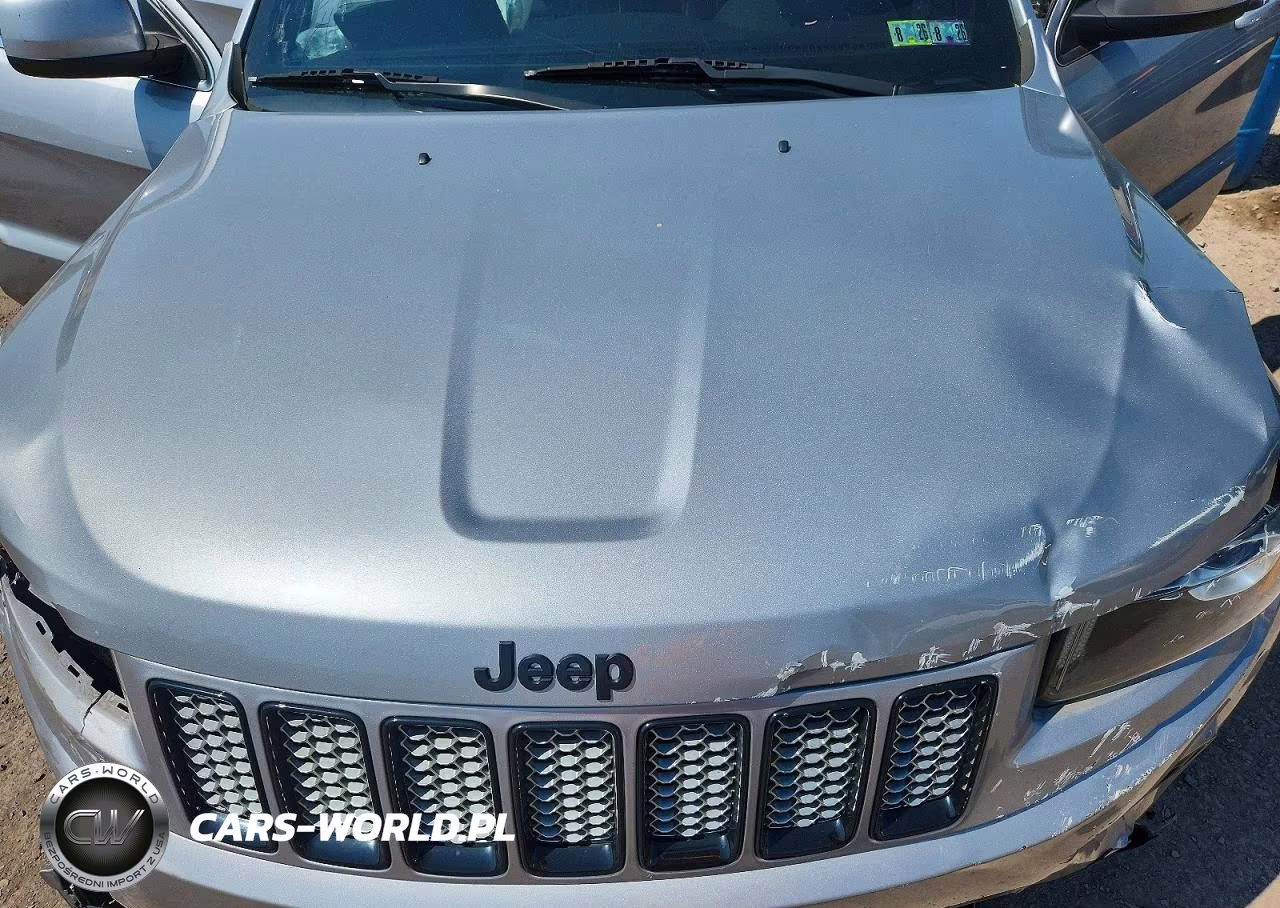 2015 Jeep Grand Cherokee Laredo VIN:1C4RJFAG1FC206115 - 12