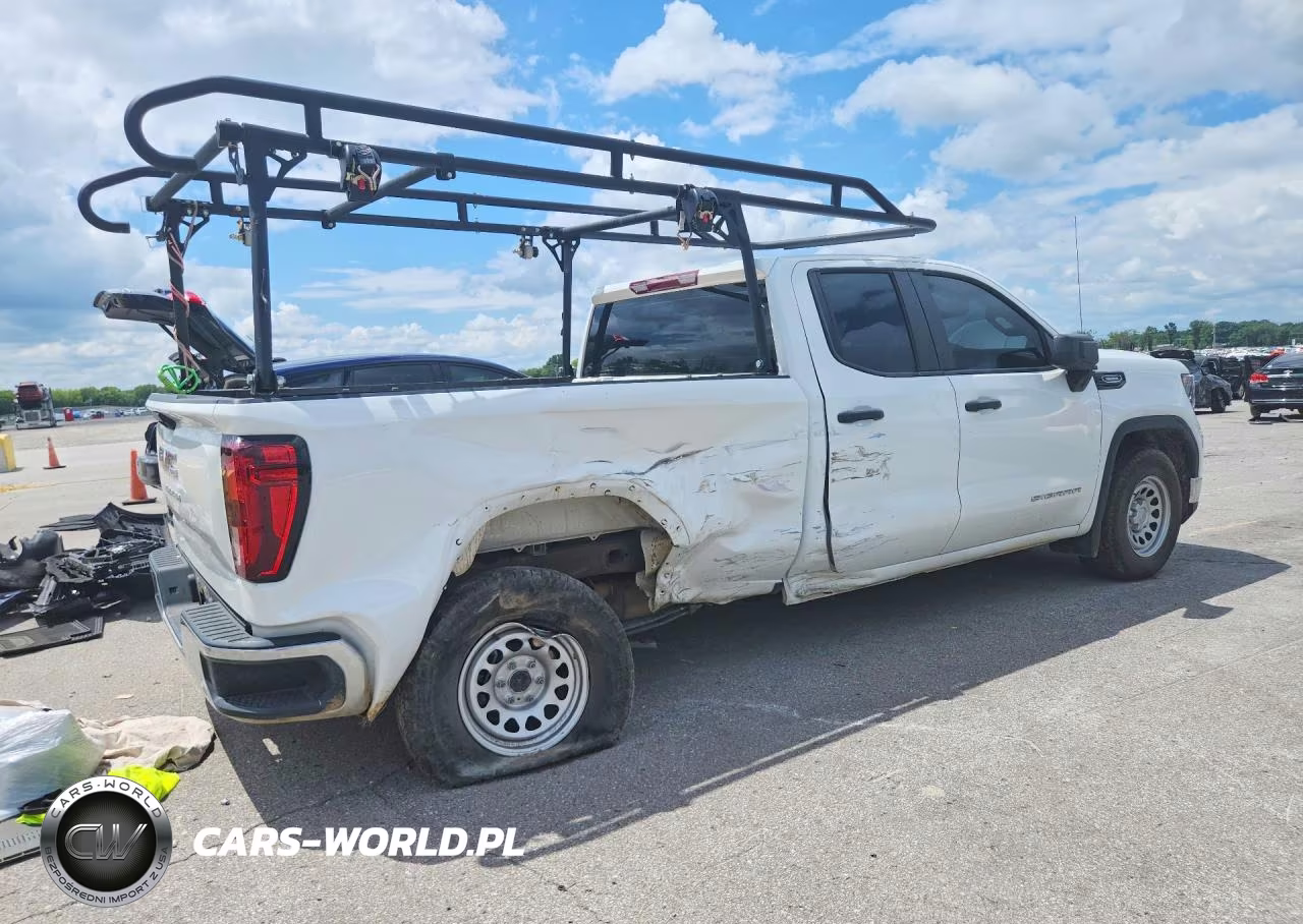 2024 GMC Sierra C1500 VIN:1GTRHAEK2RZ353638 - 3