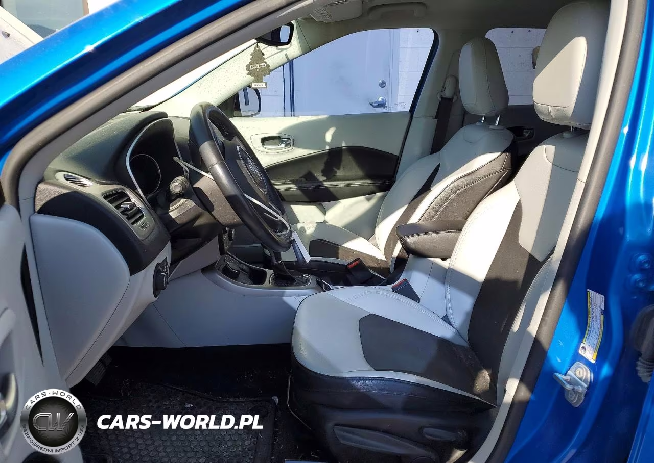 2019 Jeep Compass Latitude VIN:3C4NJDBB7KT781419 - 7