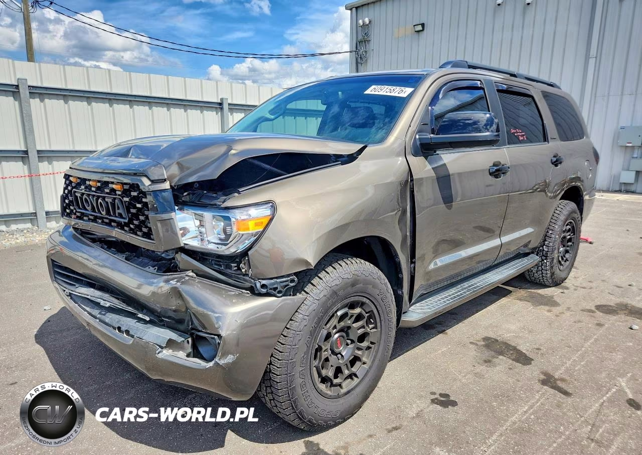 2014 Toyota Sequoia Platinum – zdjęcie 1 z 13
